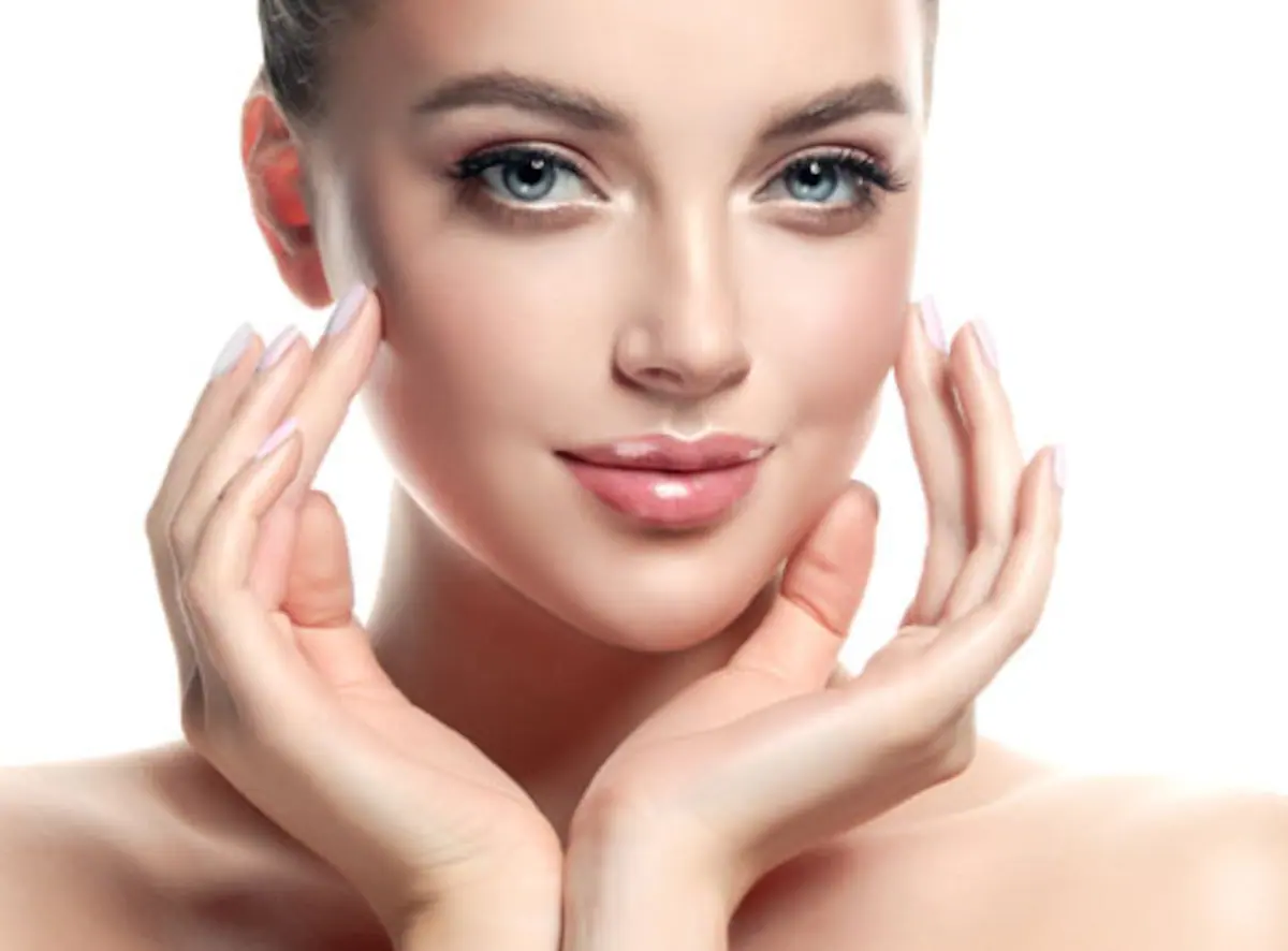 How to Become Pretty Naturally: Simple Habits That Improve Your Appearance